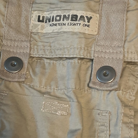 UNION BAY khaki tan cargo shorts men’s waist size 32 - Picture 4 of 7